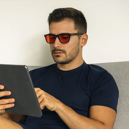 Las gafas que transforman tu día en minutos: eliminan el cansancio visual, alivian el dolor de cabeza y recuperan tu sueño